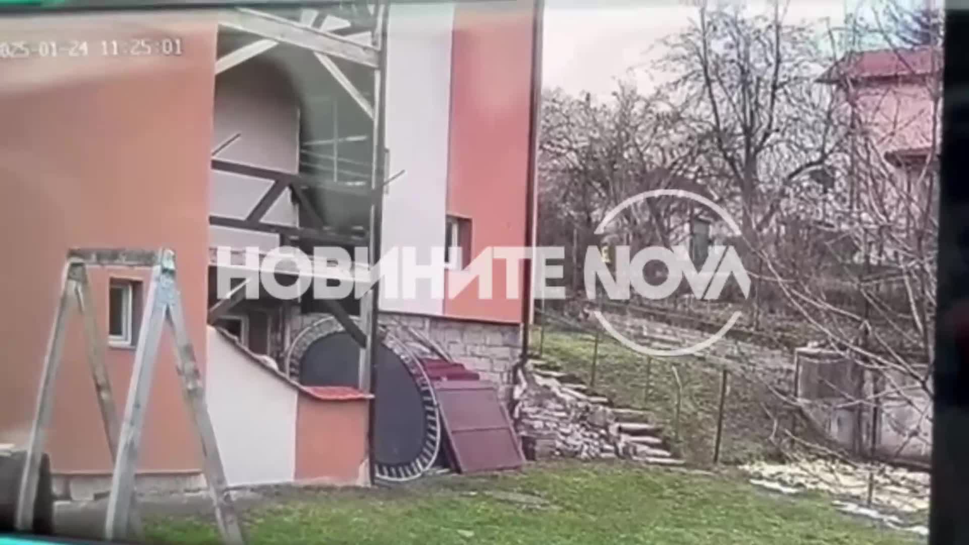 Кадри от момента на взрива в Банкя